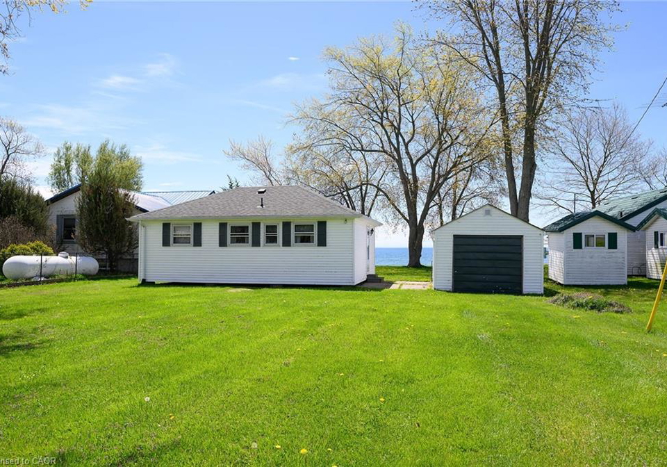 13-horseshoe-bay-road-dunnville-ontario-40768616