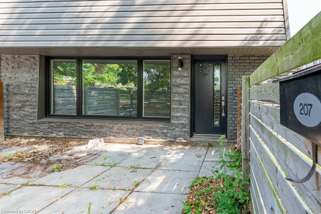 250-montmorency-drive-hamilton-ontario-40768624