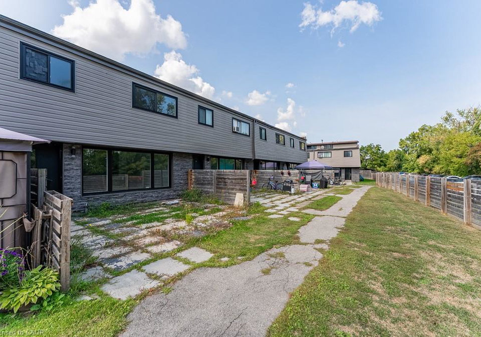 250-montmorency-drive-hamilton-ontario-40768630