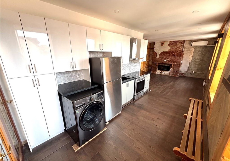 7-foundry-street-dundas-ontario-40768794