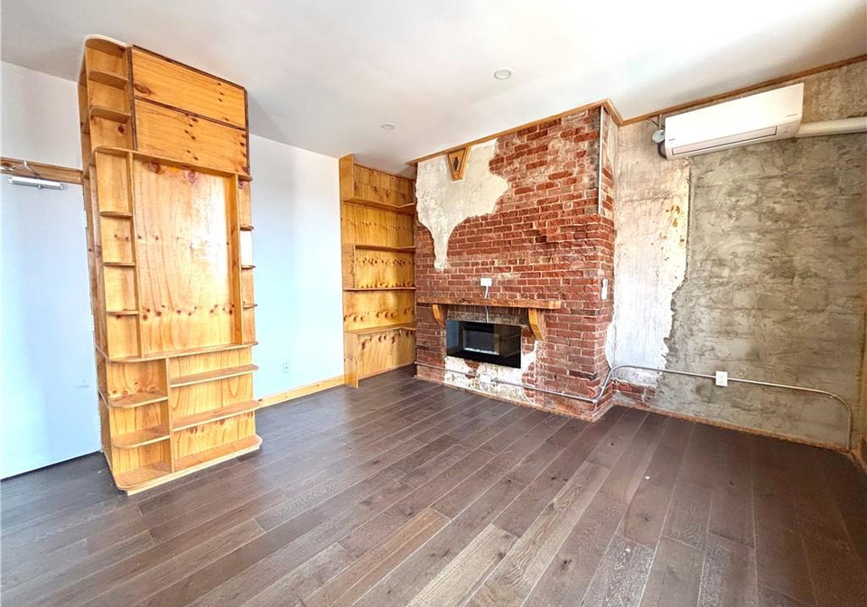 7-foundry-street-dundas-ontario-40768794