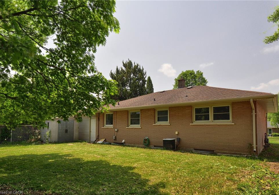 1083-rose-street-cambridge-ontario-40768833