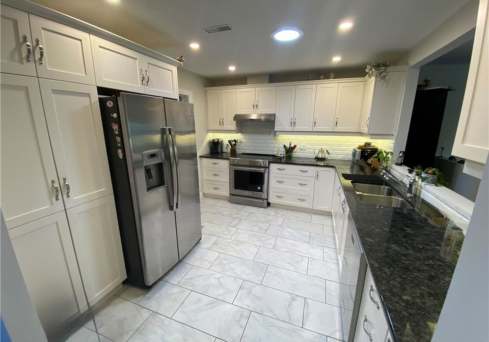 37-bishop-tonnos-way-hamilton-ontario-40768862