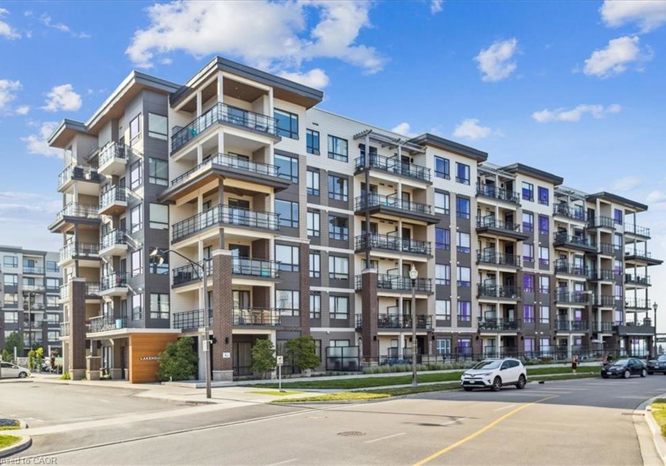 10-esplanade-lane-grimsby-ontario-40768873