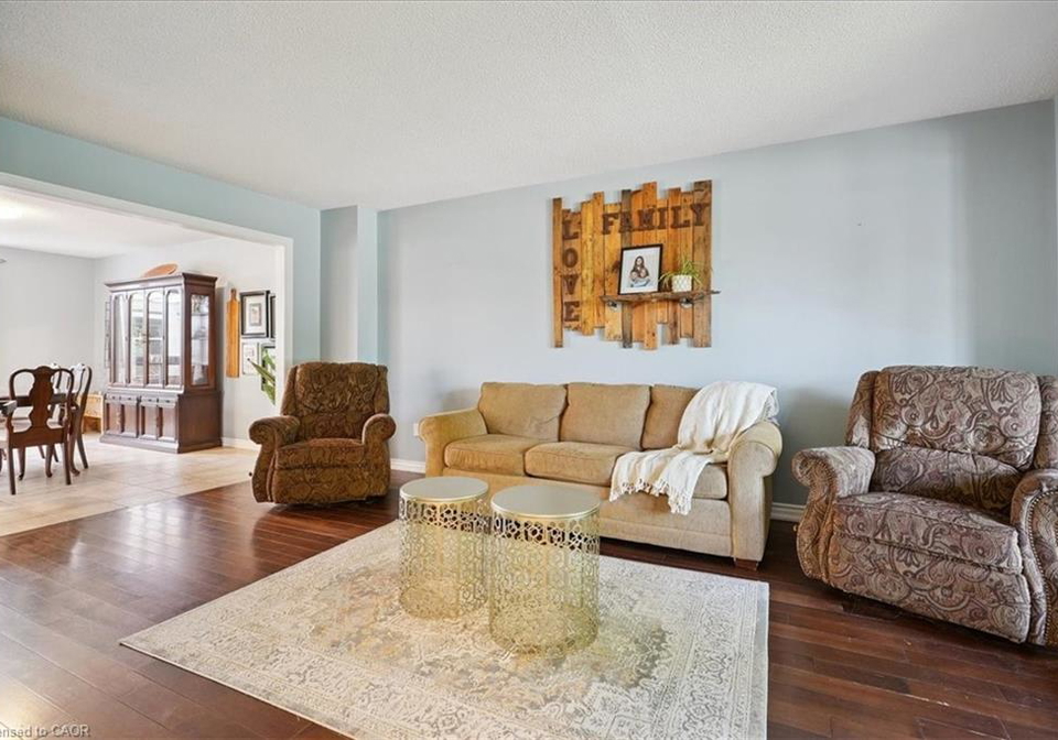 4577-st-volodymyr-crescent-beamsville-ontario-40768901