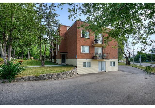 371-dale-crescent-waterloo-ontario-40768943