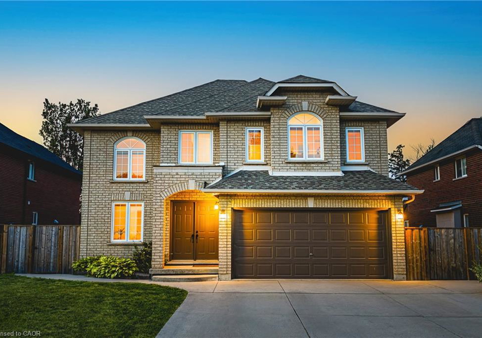 81-jacqueline-boulevard-hamilton-ontario-40769048
