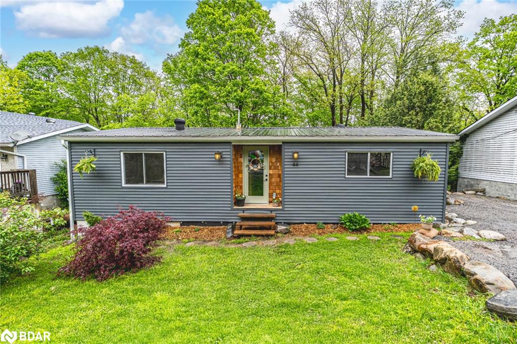 44-edward-street-bracebridge-ontario-40769210