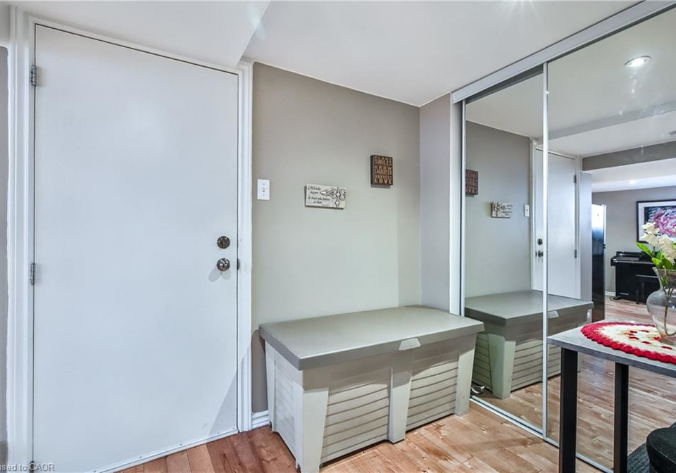 204-herkimer-street-hamilton-ontario-40769327