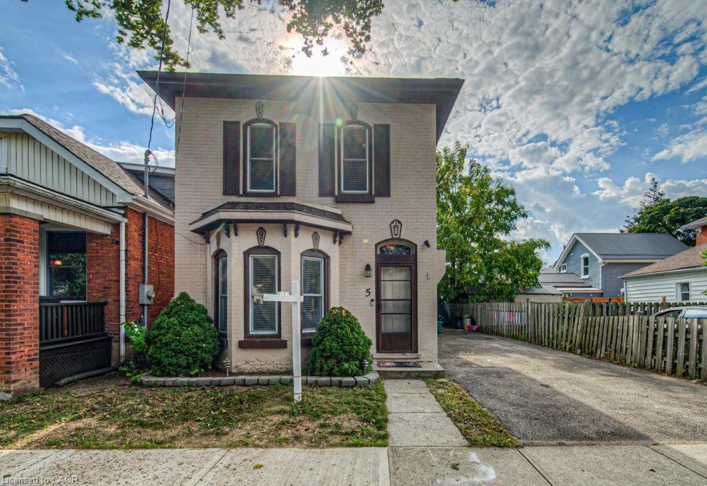 5-superior-street-brantford-ontario-40769390