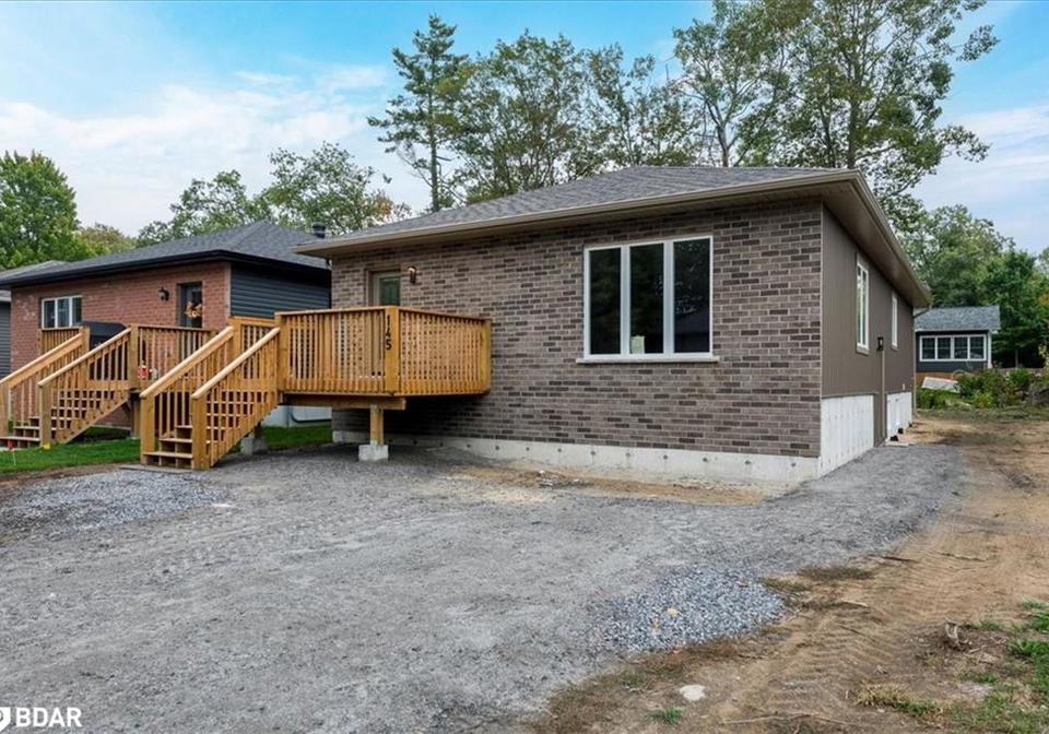 145-pine-street-gravenhurst-ontario-40769488