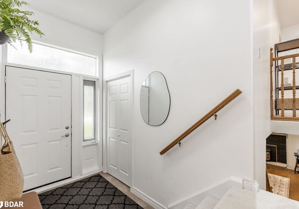 1243-st-vincent-street-midhurst-ontario-40769505