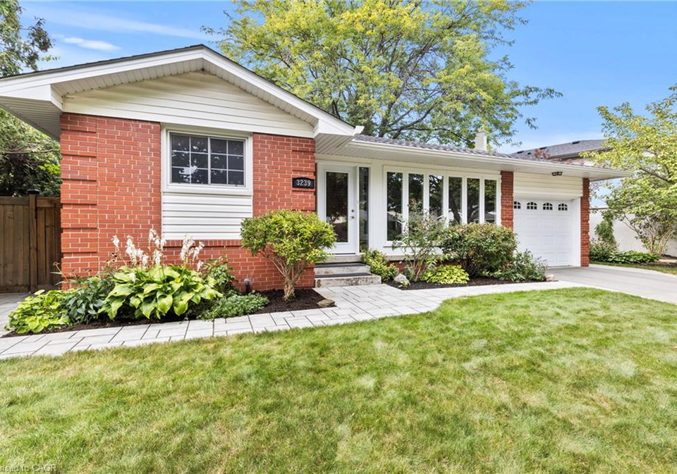 3239-sprucehill-avenue-burlington-ontario-40769516