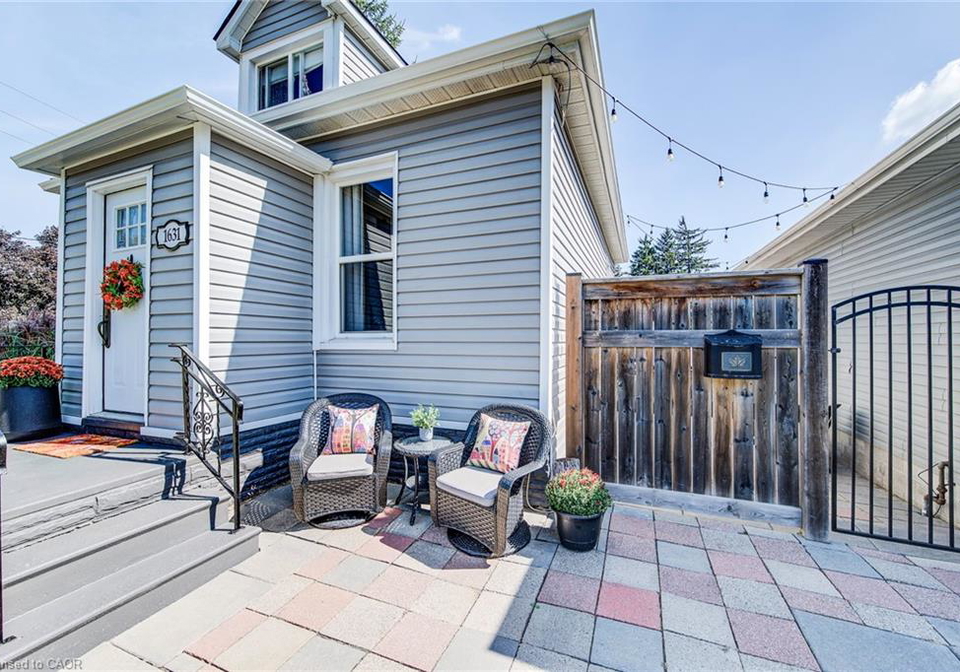 1631-franklin-boulevard-cambridge-ontario-40769544