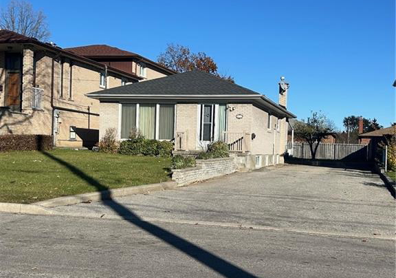 57-apted-avenue-north-york-ontario-40769576