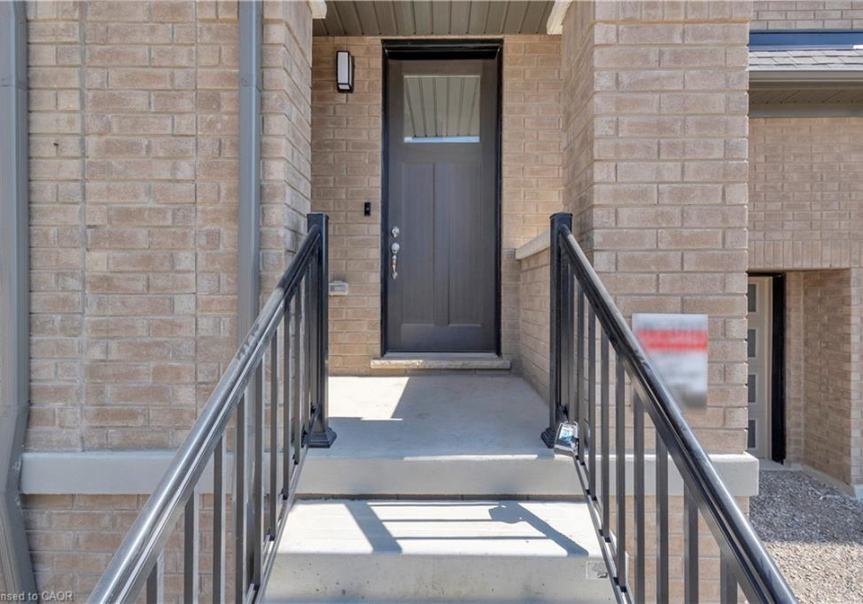474-provident-way-hamilton-ontario-40769607