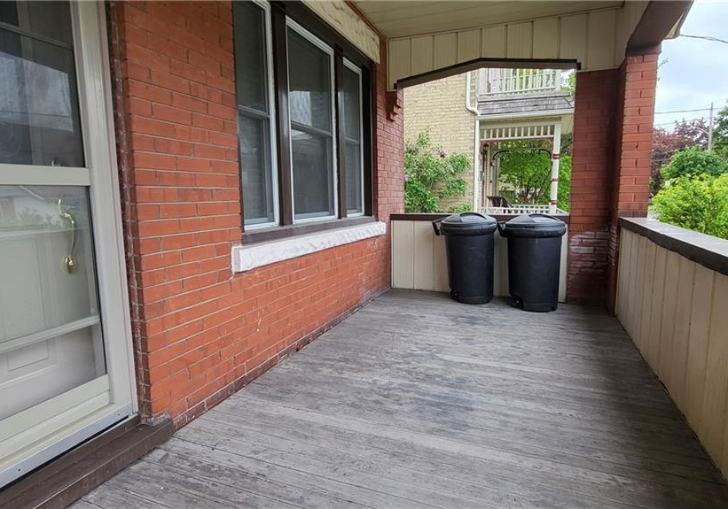 17-theresa-street-kitchener-ontario-40769608