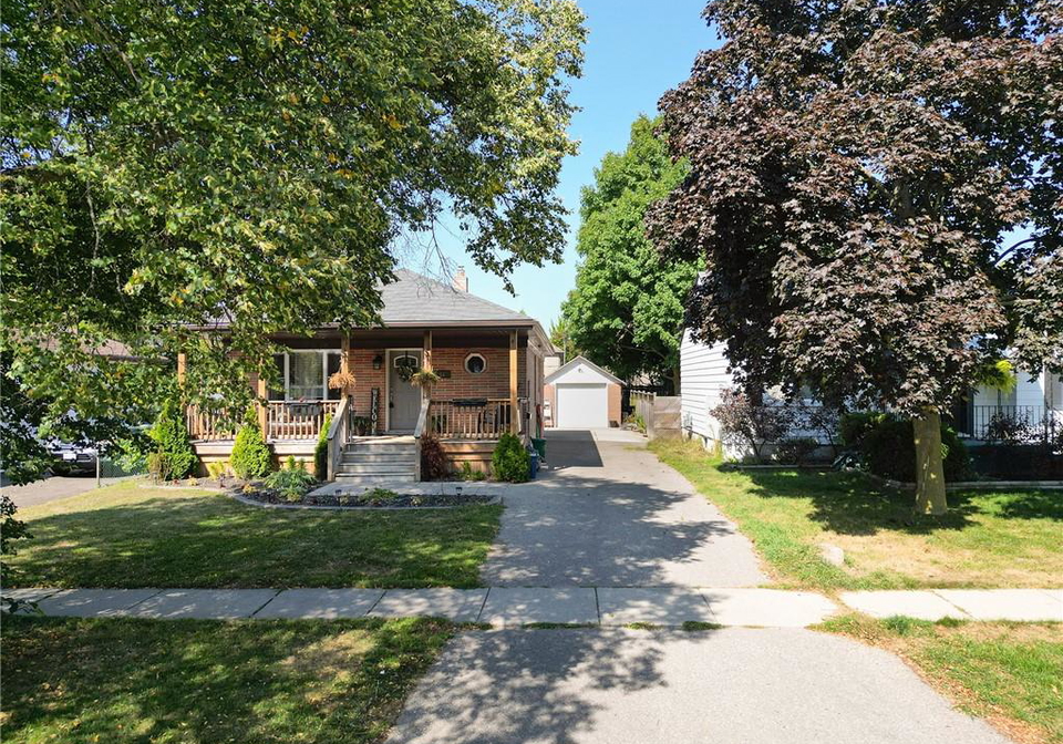 54-fulton-street-brantford-ontario-40769737