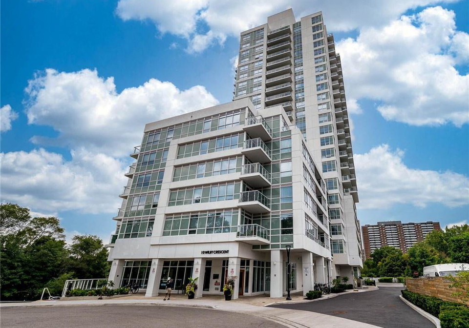 10-wilby-crescent-toronto-ontario-40769746