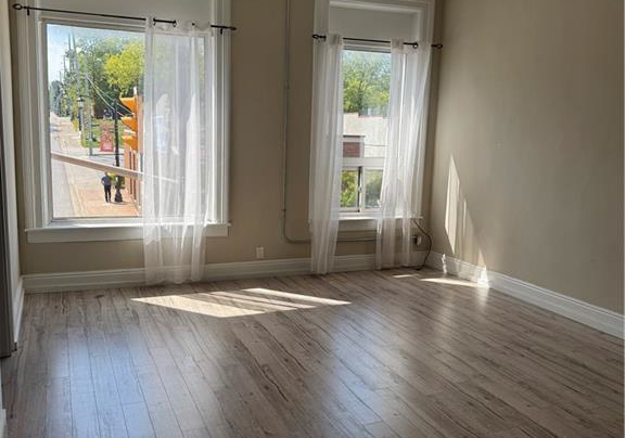 4973-king-street-beamsville-ontario-40769771