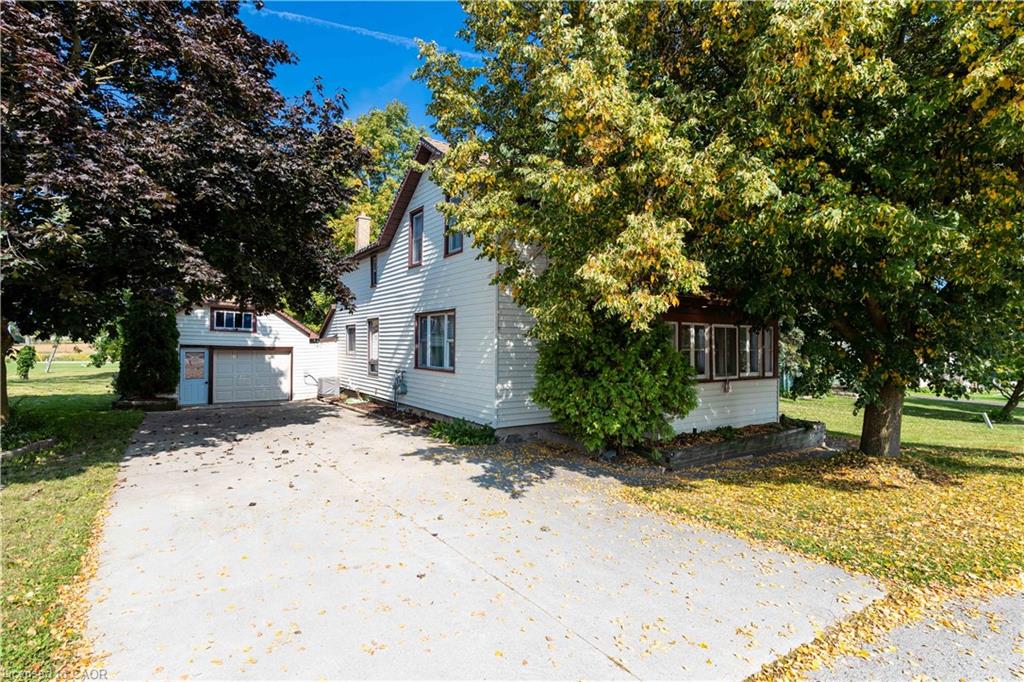 84-absalom-st-w-street-mildmay-ontario-40769882