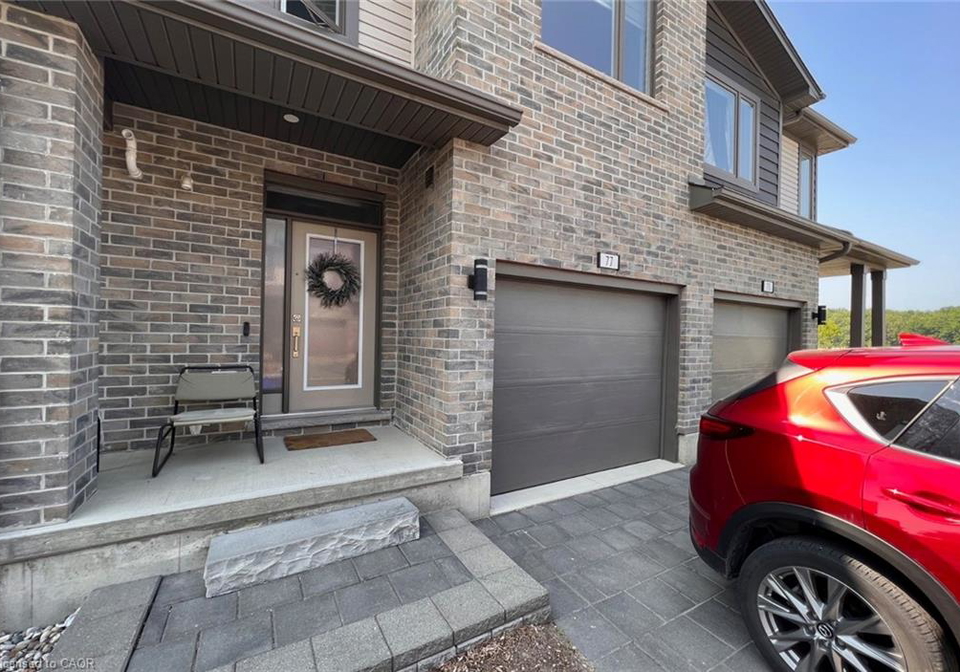 1960-dalmagarry-road-london-ontario-40769895