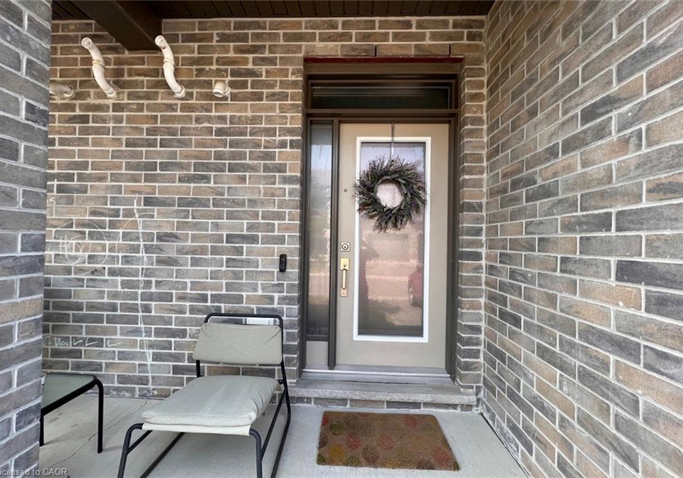 1960-dalmagarry-road-london-ontario-40769895