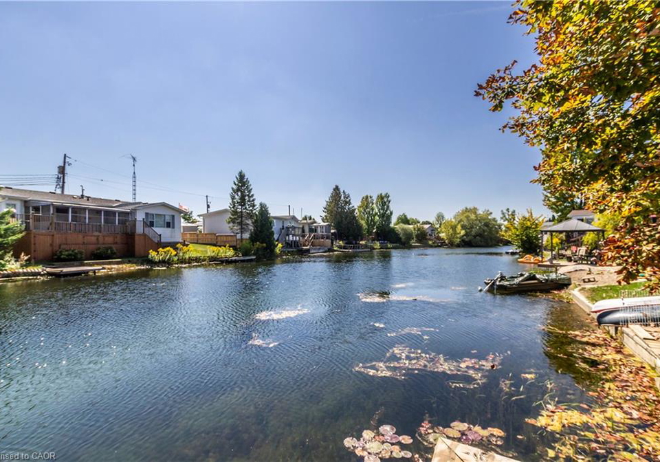 32-jasper-heights-pvt-private-puslinch-ontario-40769992