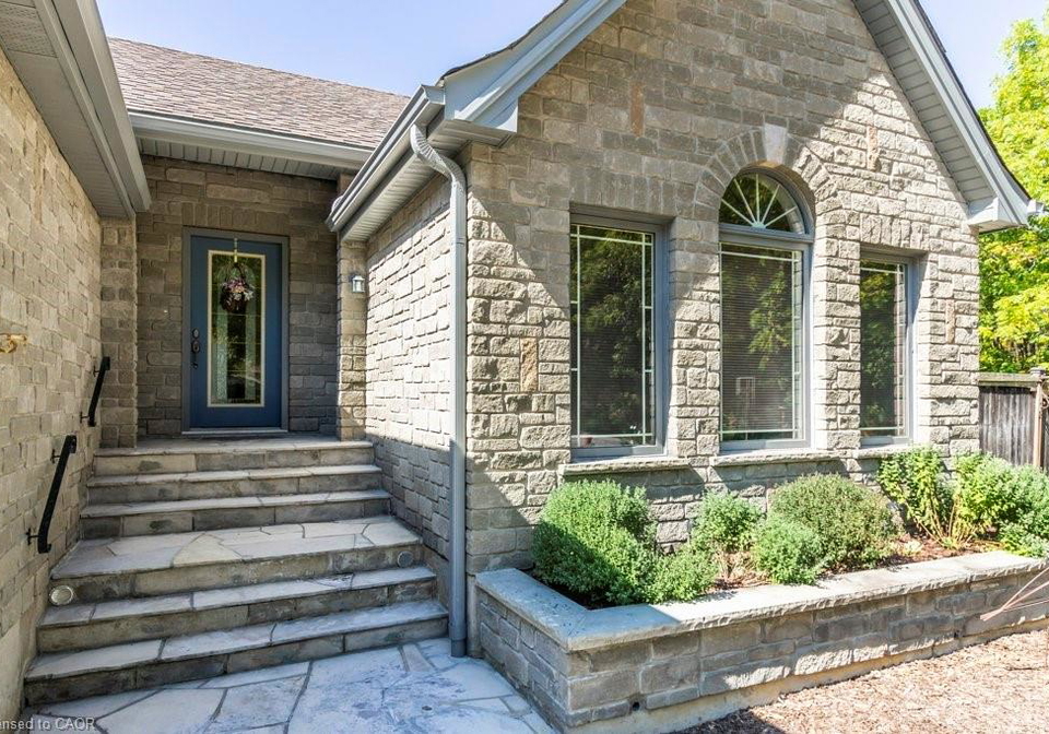 34-nimmo-street-paris-ontario-40770046