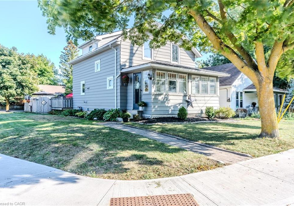 228-brock-street-smithville-ontario-40770055