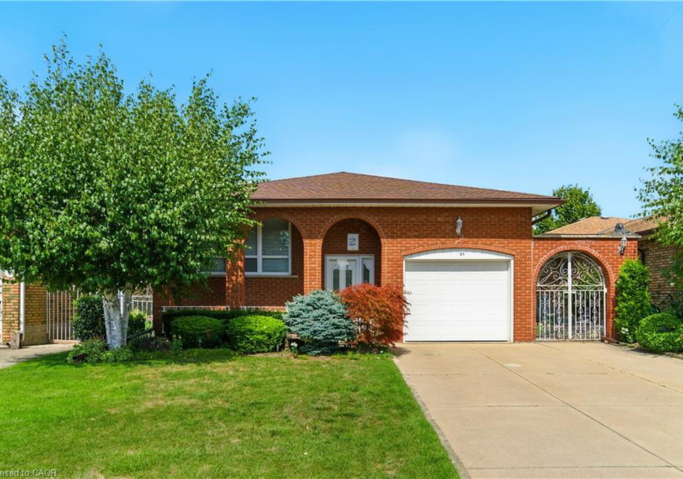 31-village-drive-hamilton-ontario-40770130