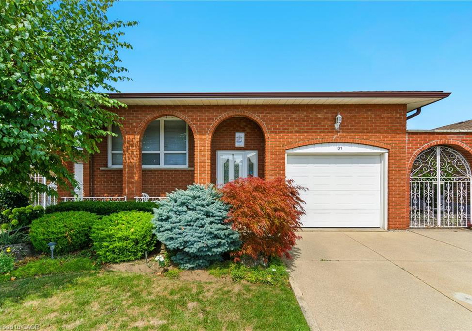31-village-drive-hamilton-ontario-40770130