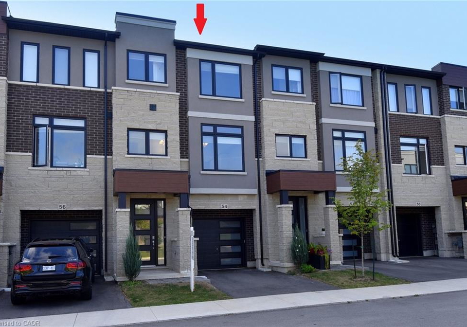 54-capstone-lane-hamilton-ontario-40770156