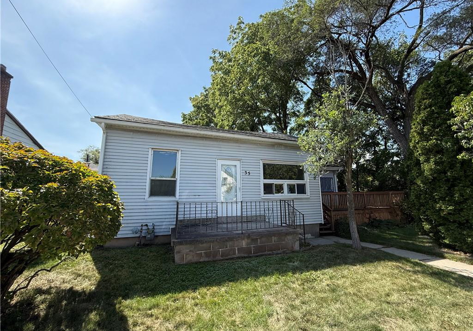 35-baker-street-hamilton-ontario-40770159
