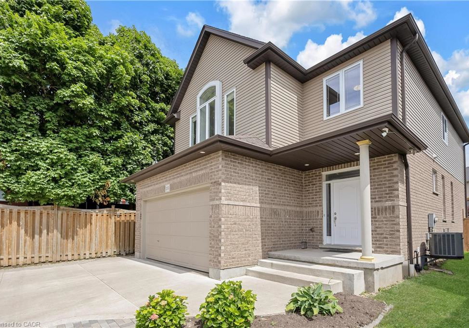 200-westfield-place-waterloo-ontario-40770176