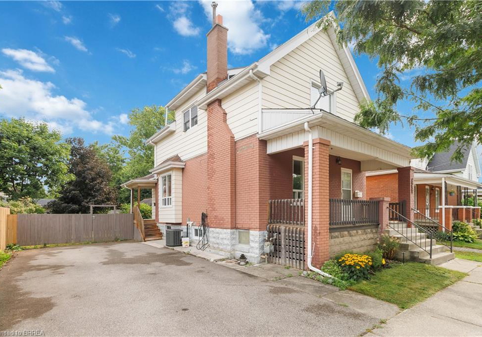 160-catharine-avenue-brantford-ontario-40770232