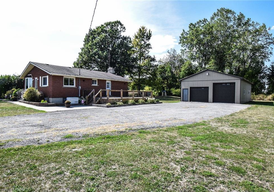 183-hines-road-dunnville-ontario-40770375