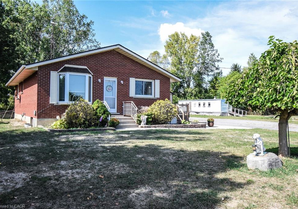 183-hines-road-dunnville-ontario-40770375