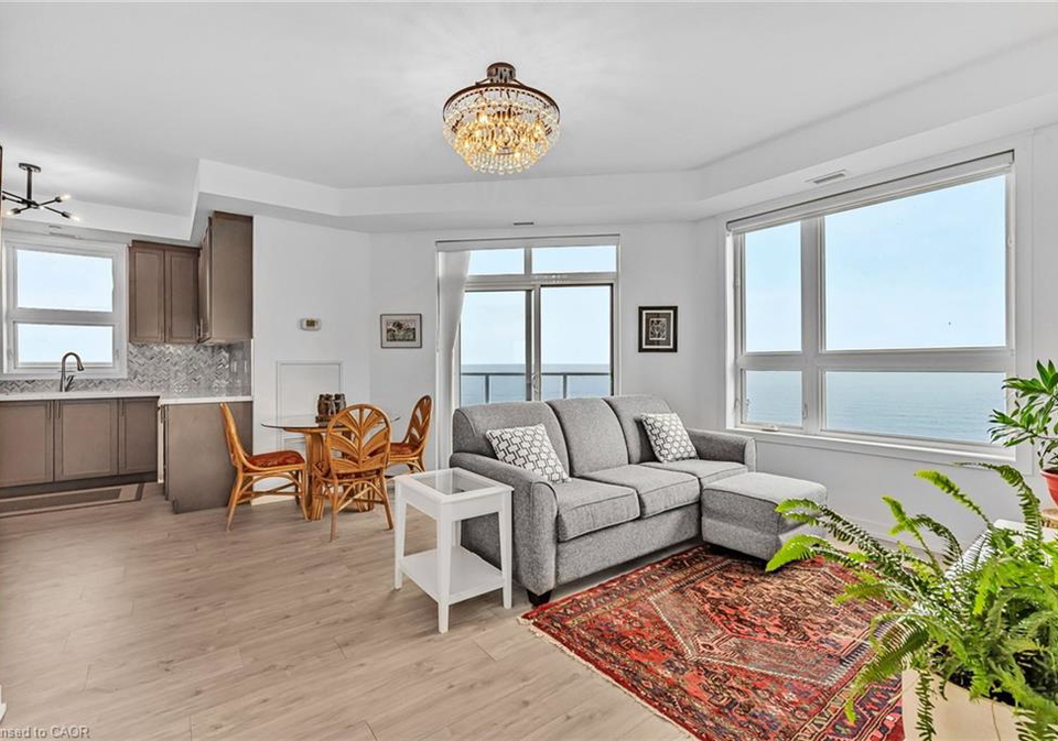 125-shoreview-place-stoney-creek-ontario-40770387