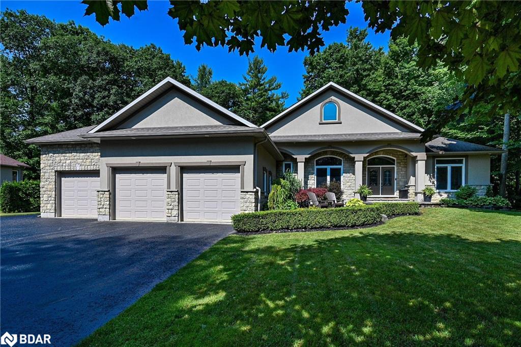 28-laddie-lane-minesing-ontario-40770423