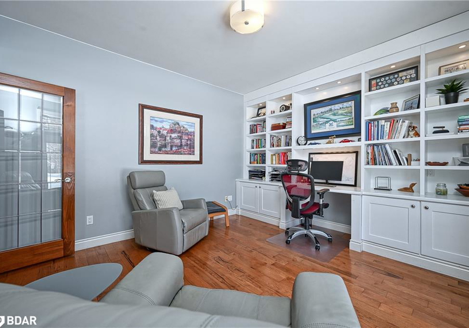 28-laddie-lane-minesing-ontario-40770423