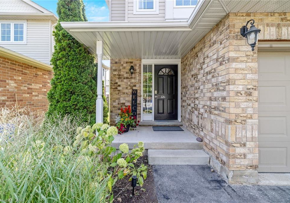12-sprowl-street-acton-ontario-40770589