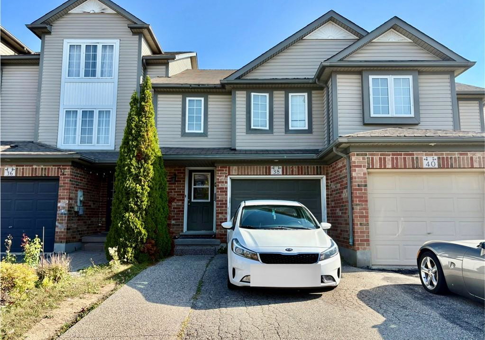38-max-becker-drive-kitchener-ontario-40770608