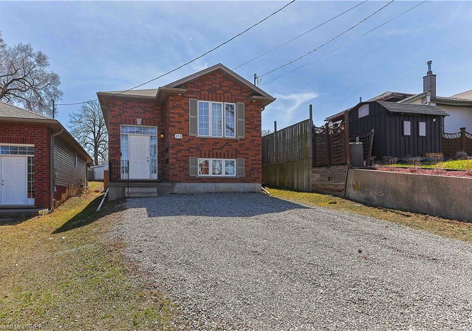 253-wellington-street-brantford-ontario-40770617