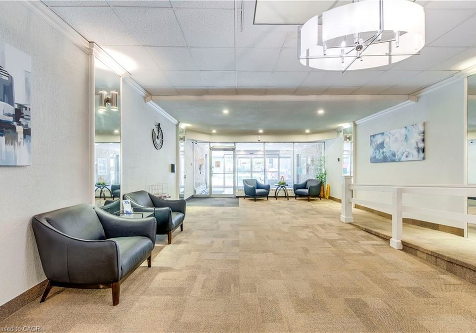 221-queen-street-s-kitchener-ontario-40770692