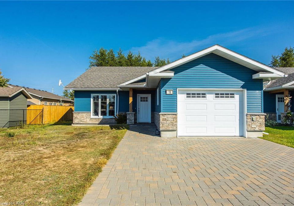 18-yusko-crescent-espanola-ontario-40770697