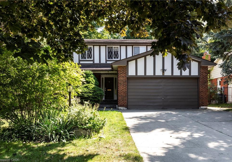 8-jerome-park-drive-dundas-ontario-40770747