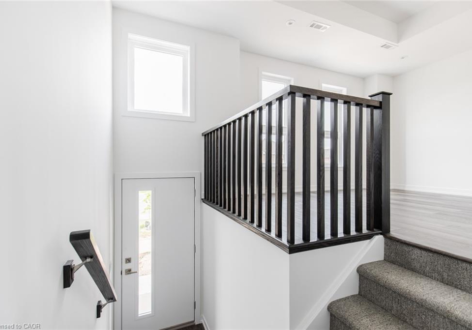 70-kenesky-drive-waterdown-ontario-40770779