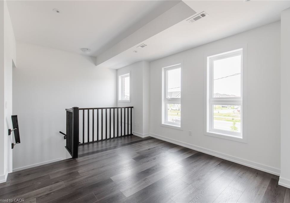 70-kenesky-drive-waterdown-ontario-40770779