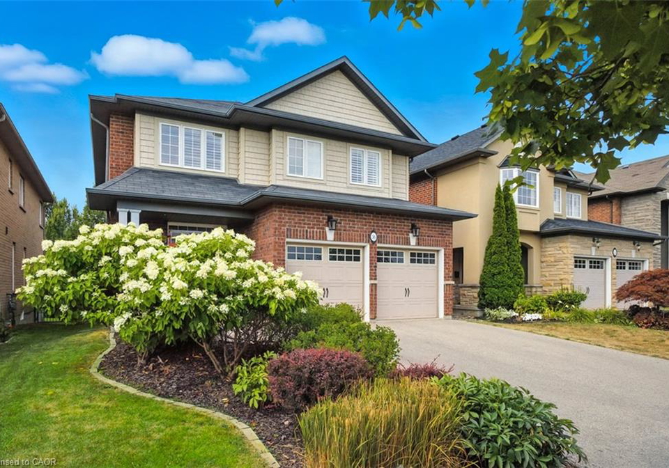 36-secinaro-avenue-hamilton-ontario-40770860